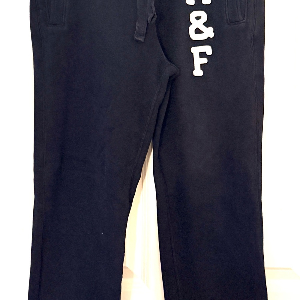 Small Navy Abercrombie & Fitch casual sweatpants